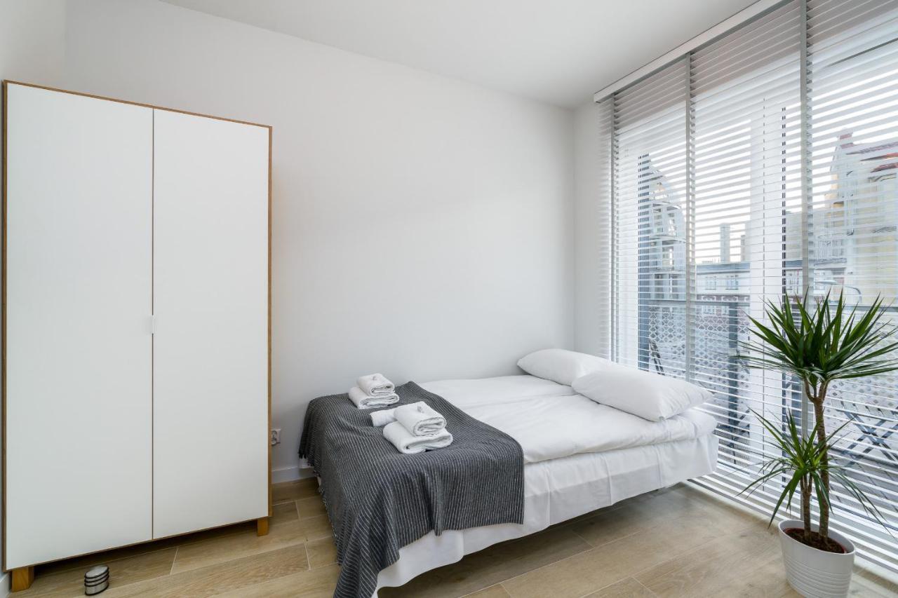 Apartments Poznan Fabryczna By Renters Екстериор снимка